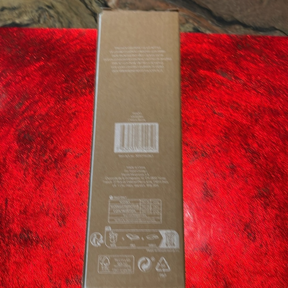 Nespresso glass water bottle with silicone sleeve - Picture 4 of 8